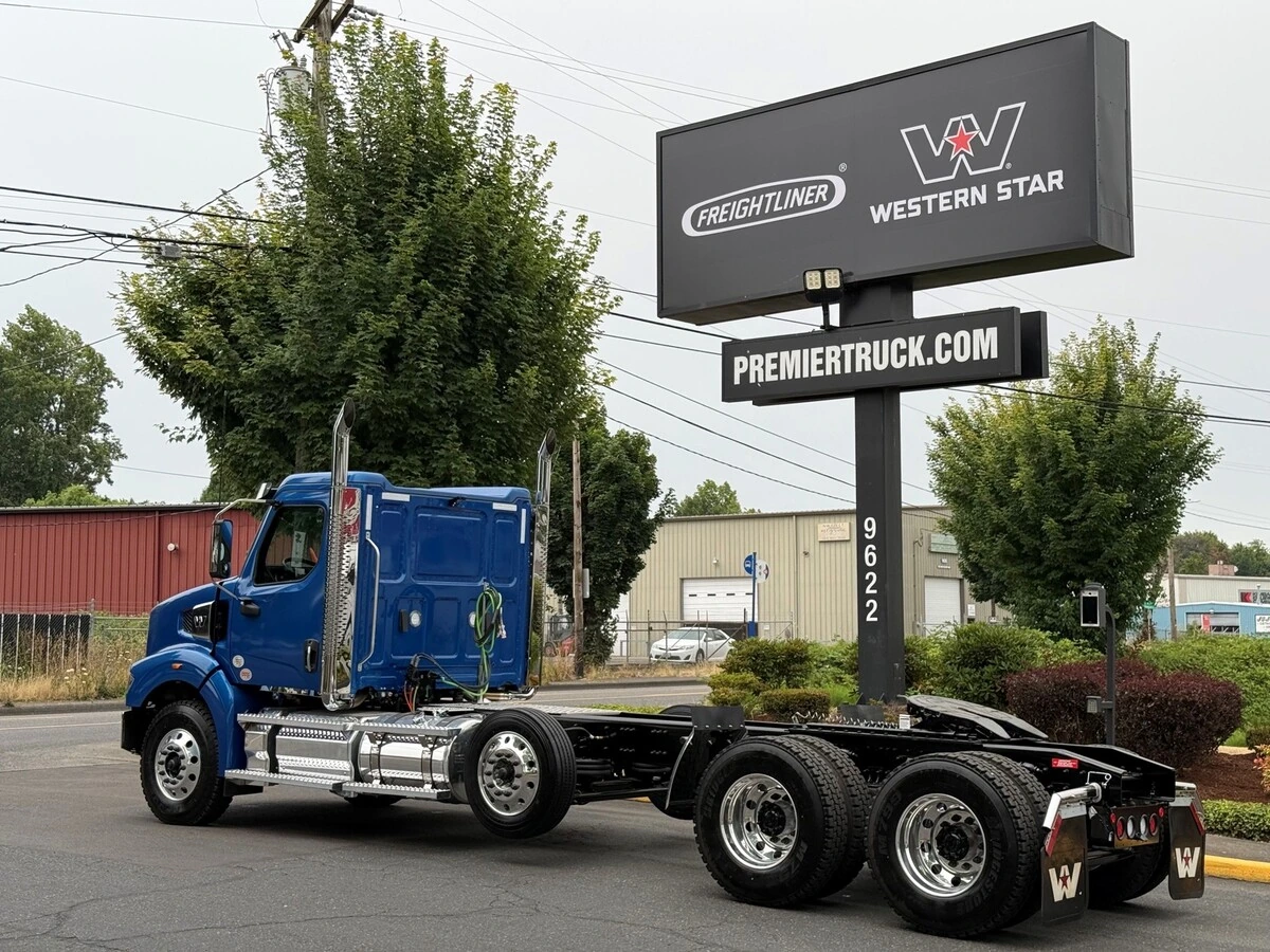 2027 Western Star 49X — photo 5