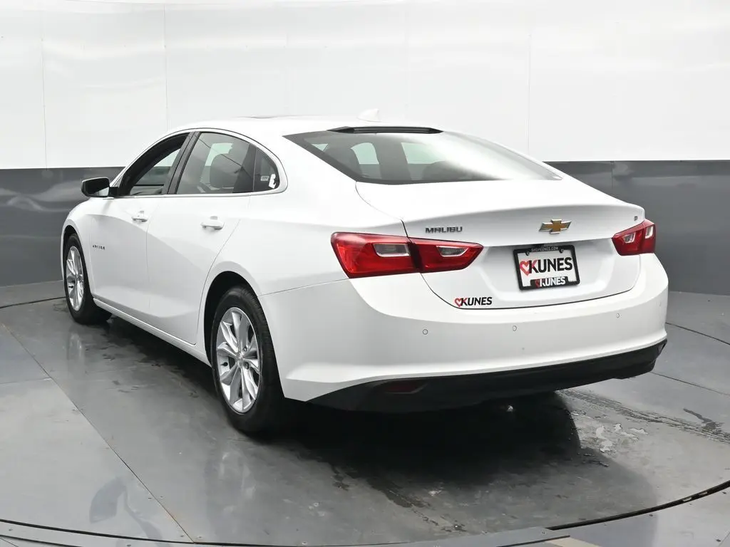 2024 Chevrolet Malibu 1LT photo 8