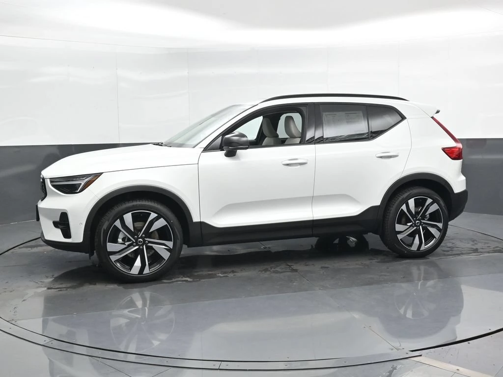 2026 Volvo XC40 Ultra - Photo 6