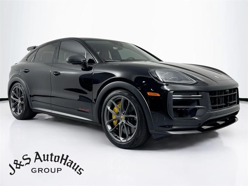 2024 Porsche Cayenne Turbo GT's photo