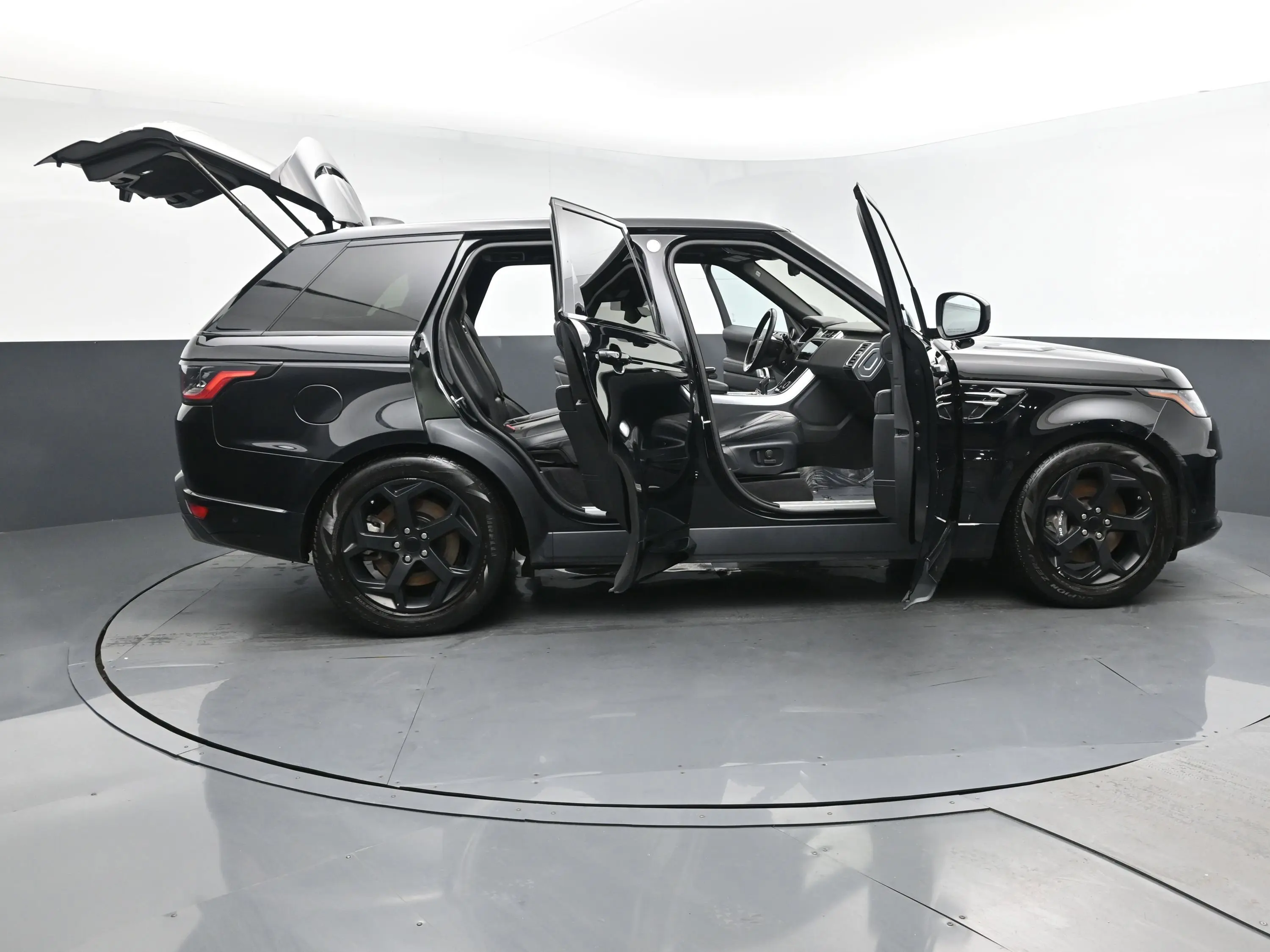 2020 Land Rover Range Rover Sport HSE photo 29