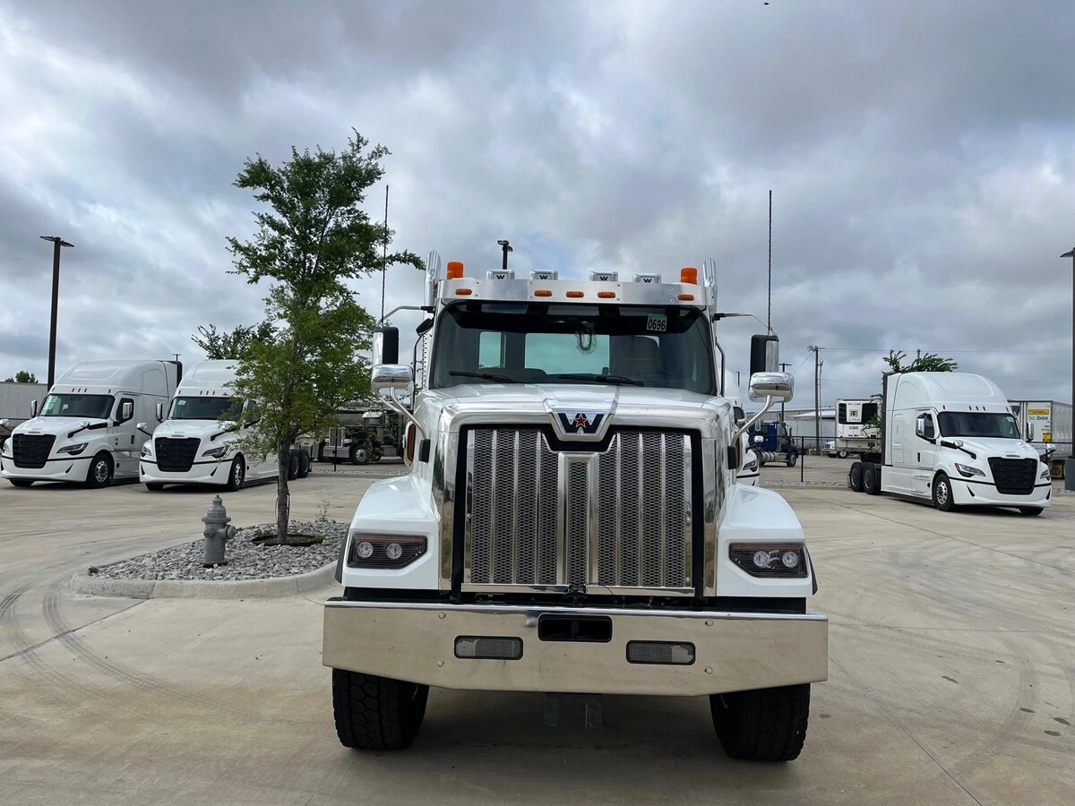 2027 Western Star 49X - image 2