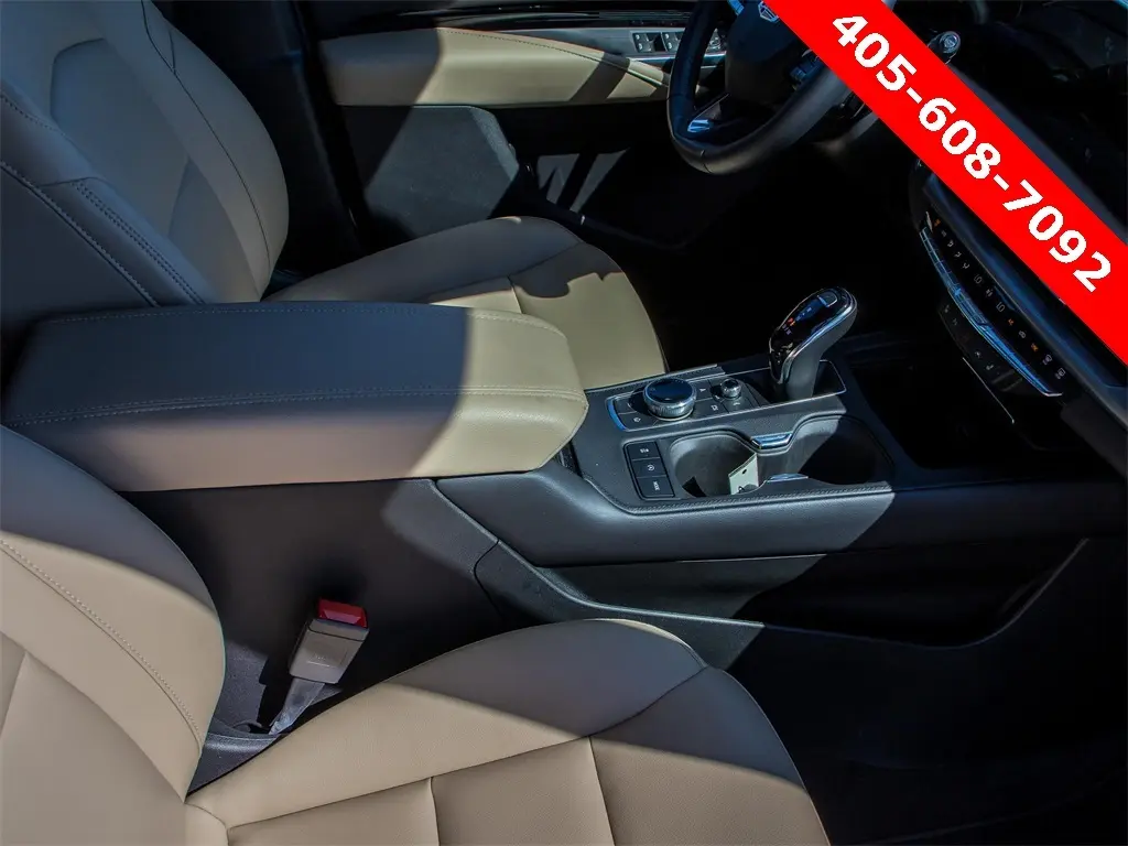 2024 Cadillac XT4 Luxury photo 13