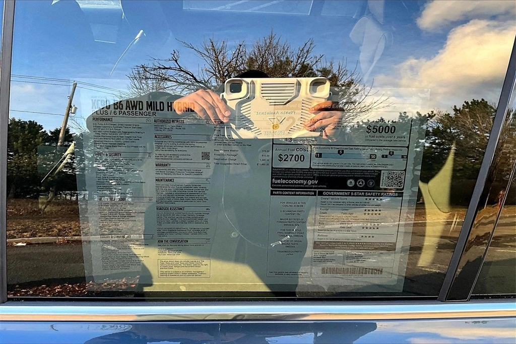 2026 Volvo - image 14