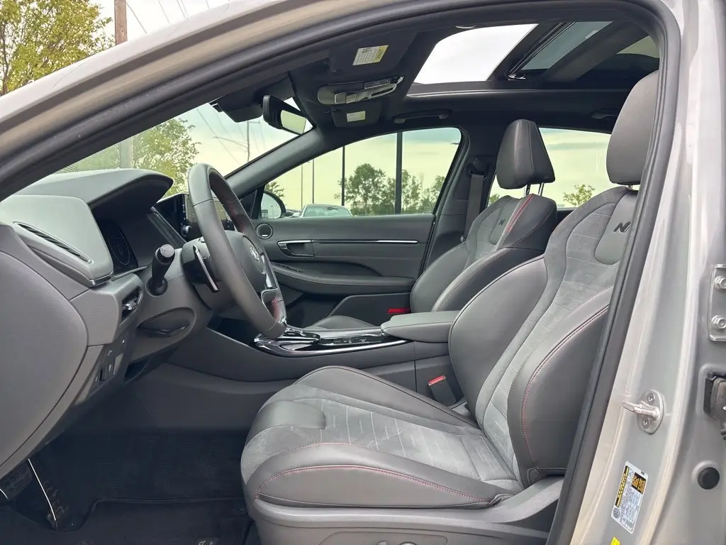 2023 Hyundai Sonata SEL Convenience N Line photo 4