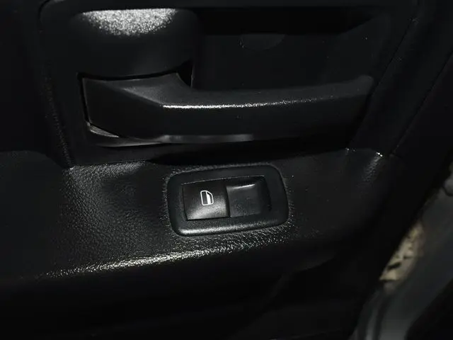2015 Ram 1500 Tradesman photo 21