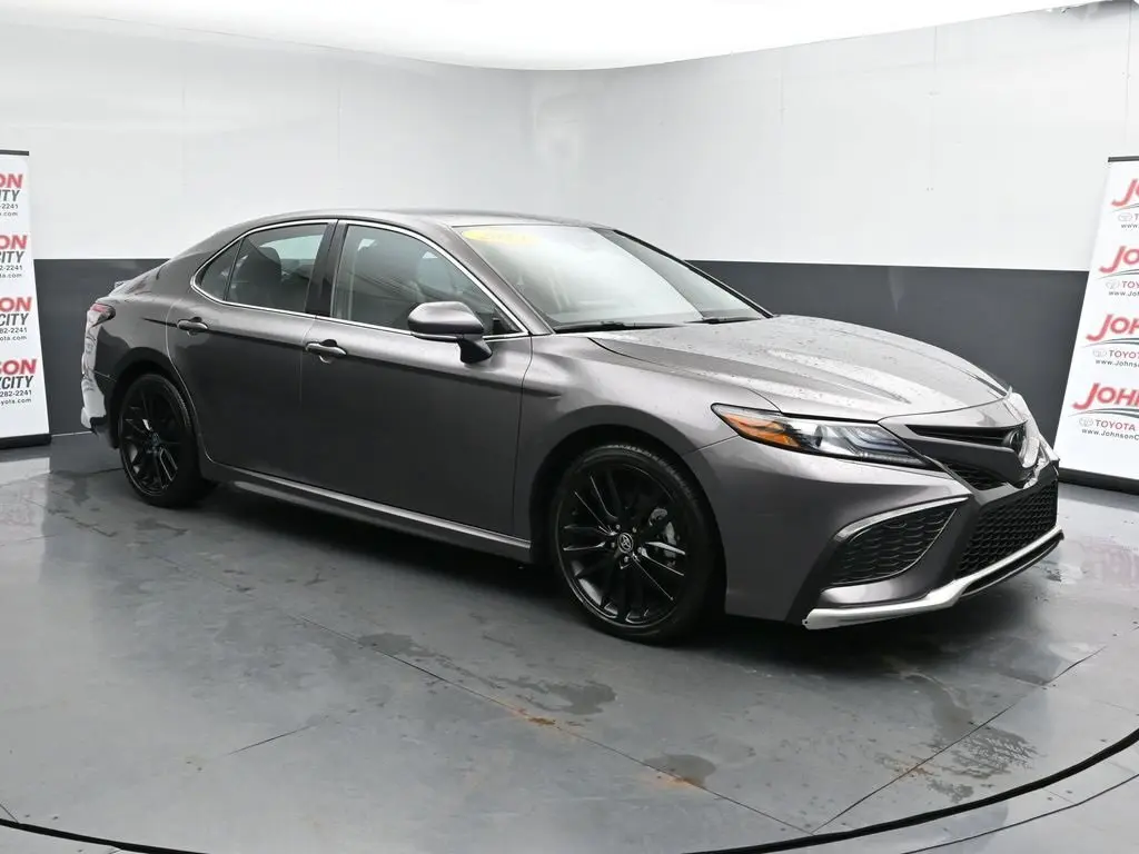 2023 Toyota Camry XSE photo 2