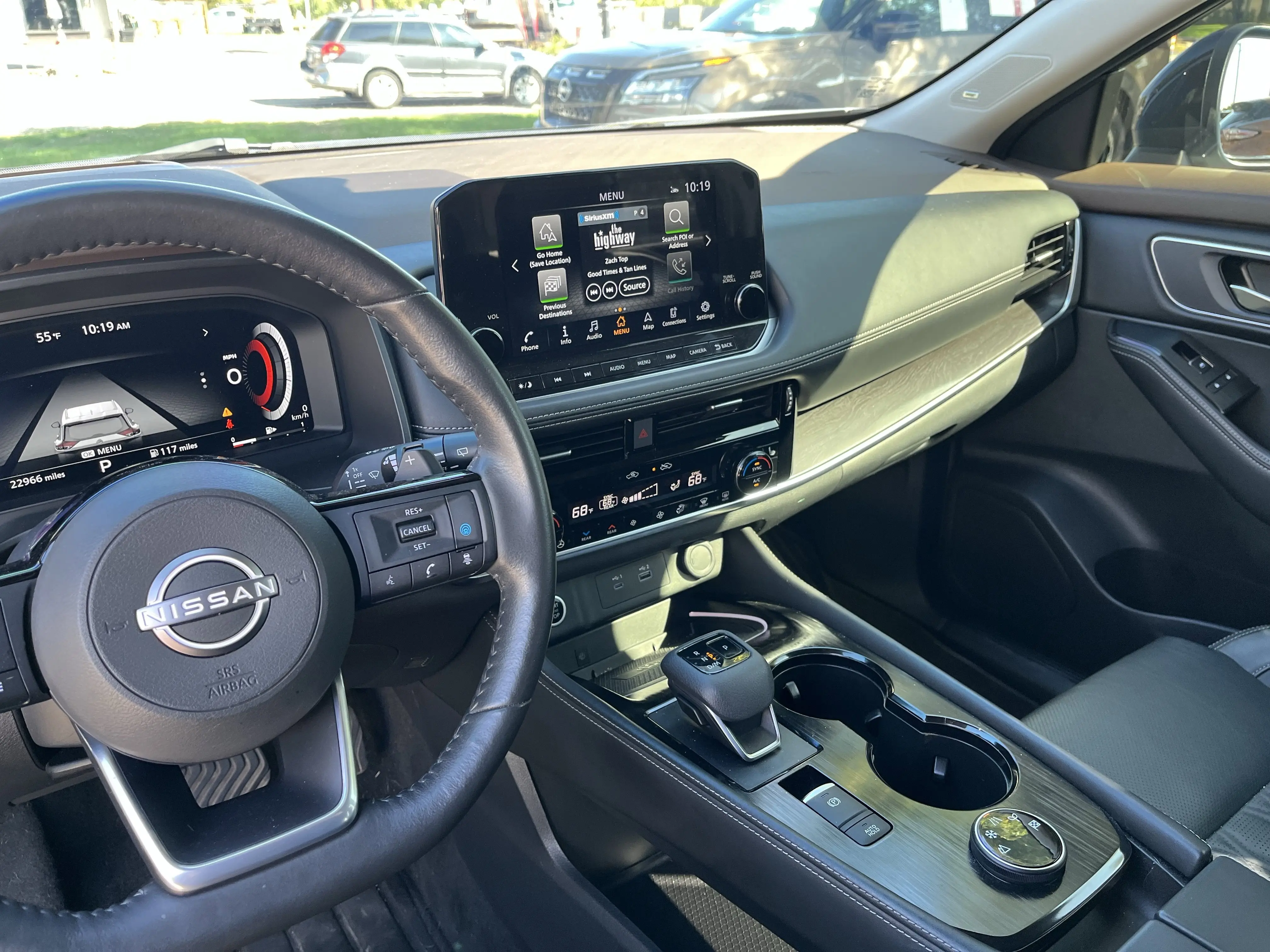 2022 Nissan Rogue Platinum photo 14