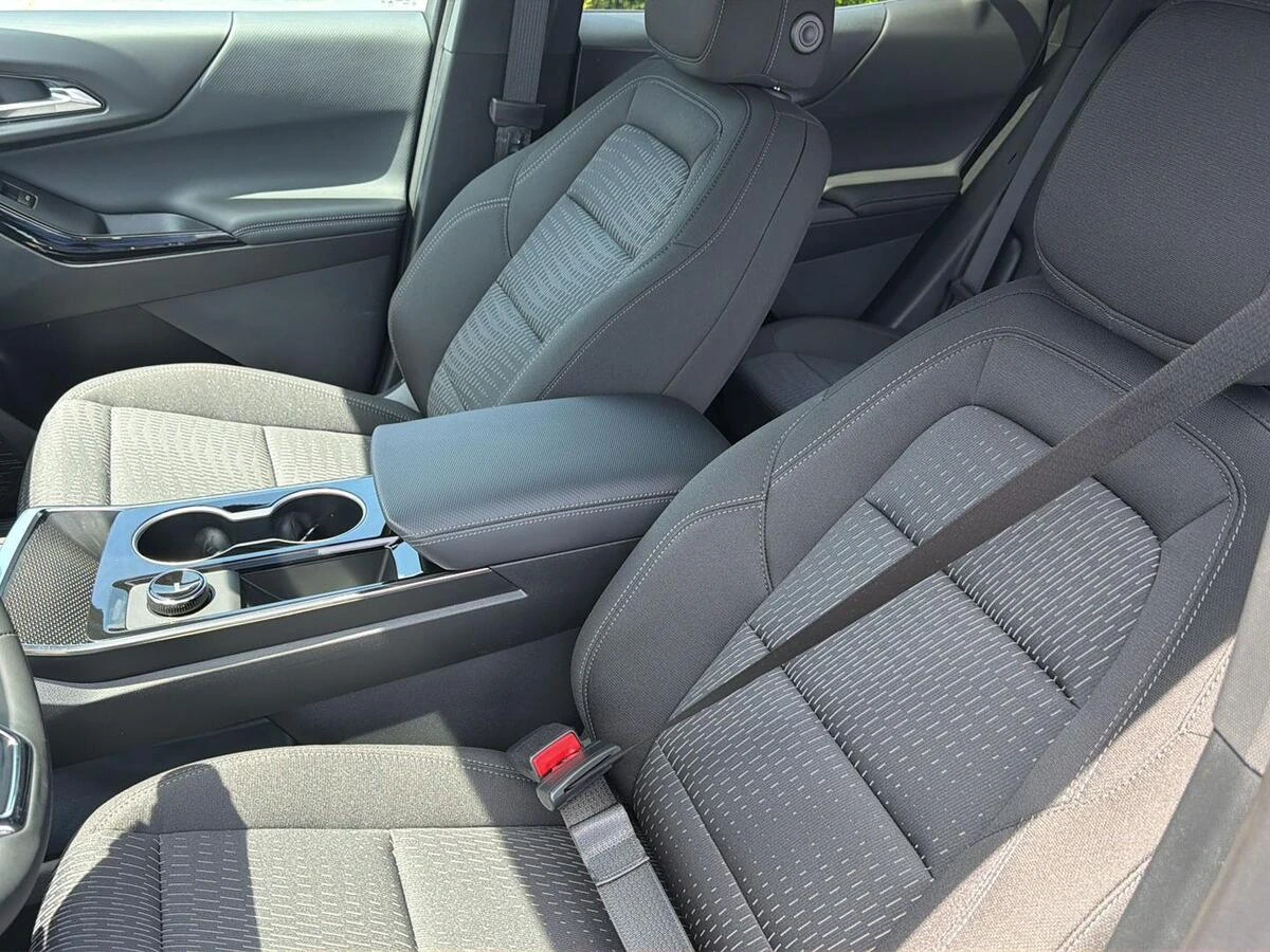 2026 Chevrolet Equinox LT - Photo 29