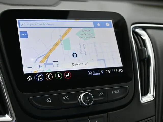 2024 Chevrolet Malibu Premier 2LT photo 24