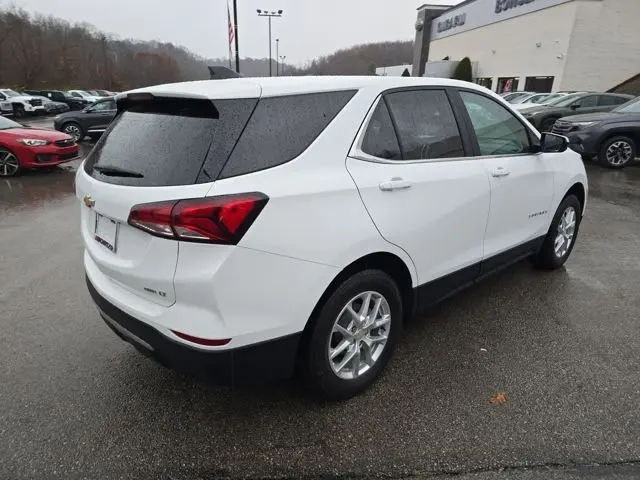 2023 Chevrolet Equinox LT photo 4