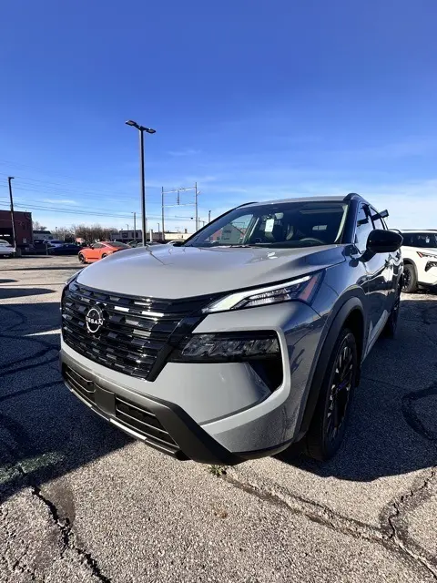 2026 Nissan Rogue SV's photo