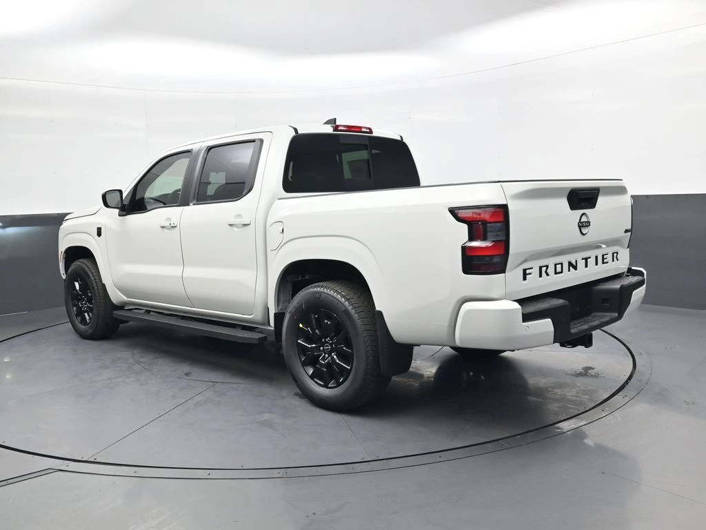 2026 Nissan Frontier SV - Photo 8