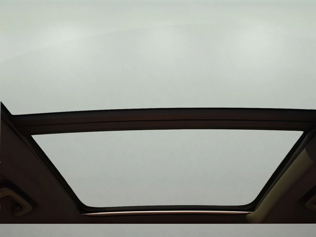 2026 Volvo - image 14