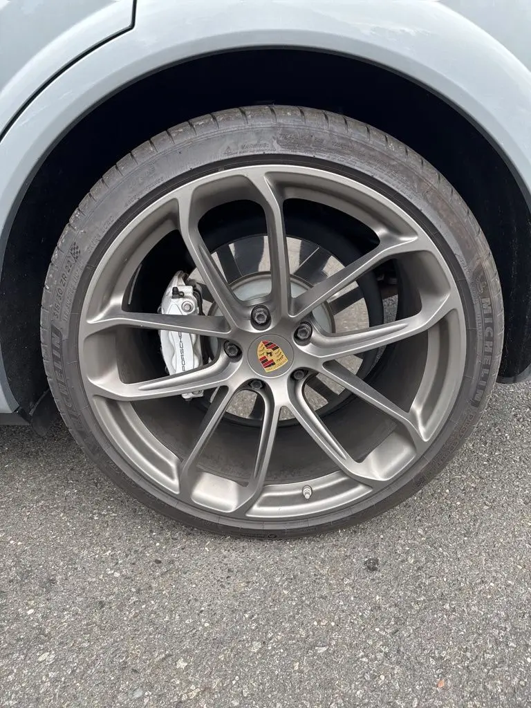 2020 Porsche Cayenne Coupe Turbo photo 5