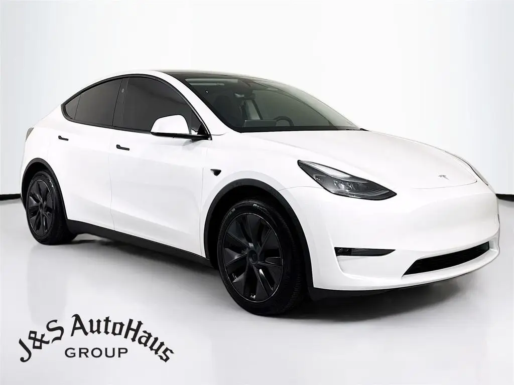 2025 Tesla Model Y
