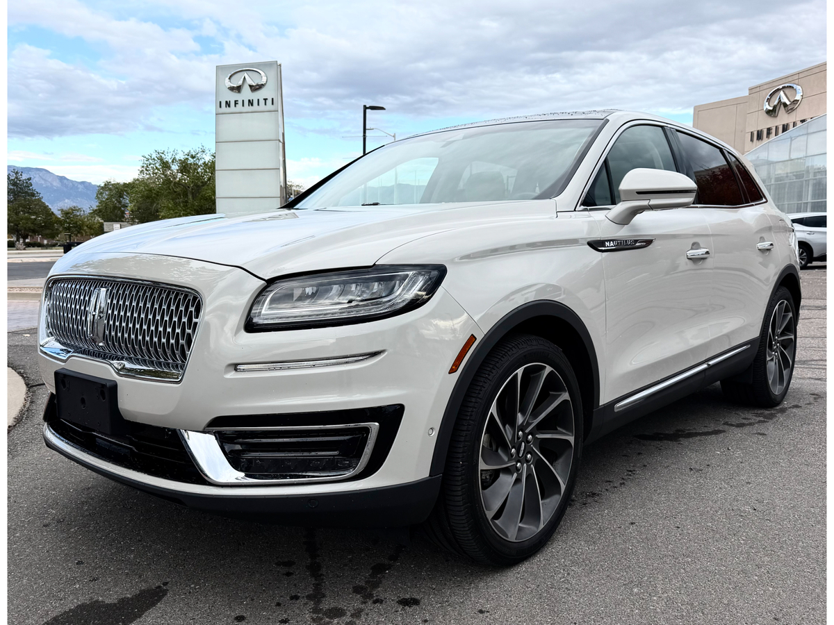 2019 Lincoln Nautilus Reserve