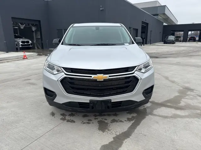 Used 2020 Chevrolet Traverse LS with VIN 1GNERFKW6LJ272431 for sale in Norman, OK