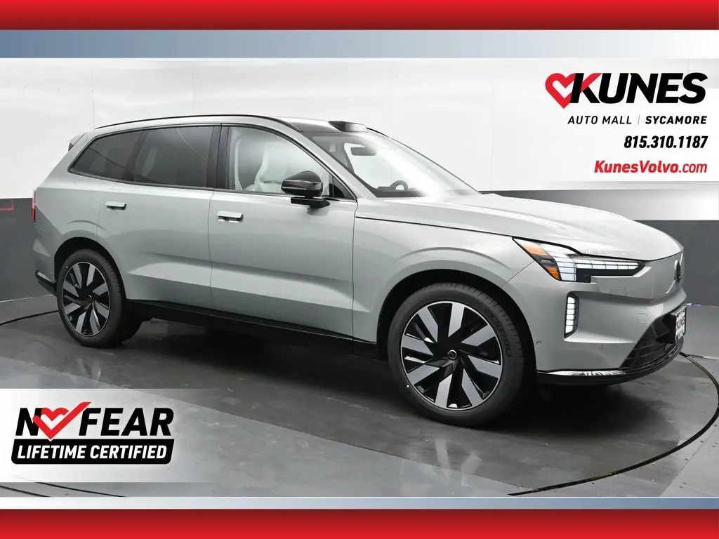 2025 Volvo - image 1