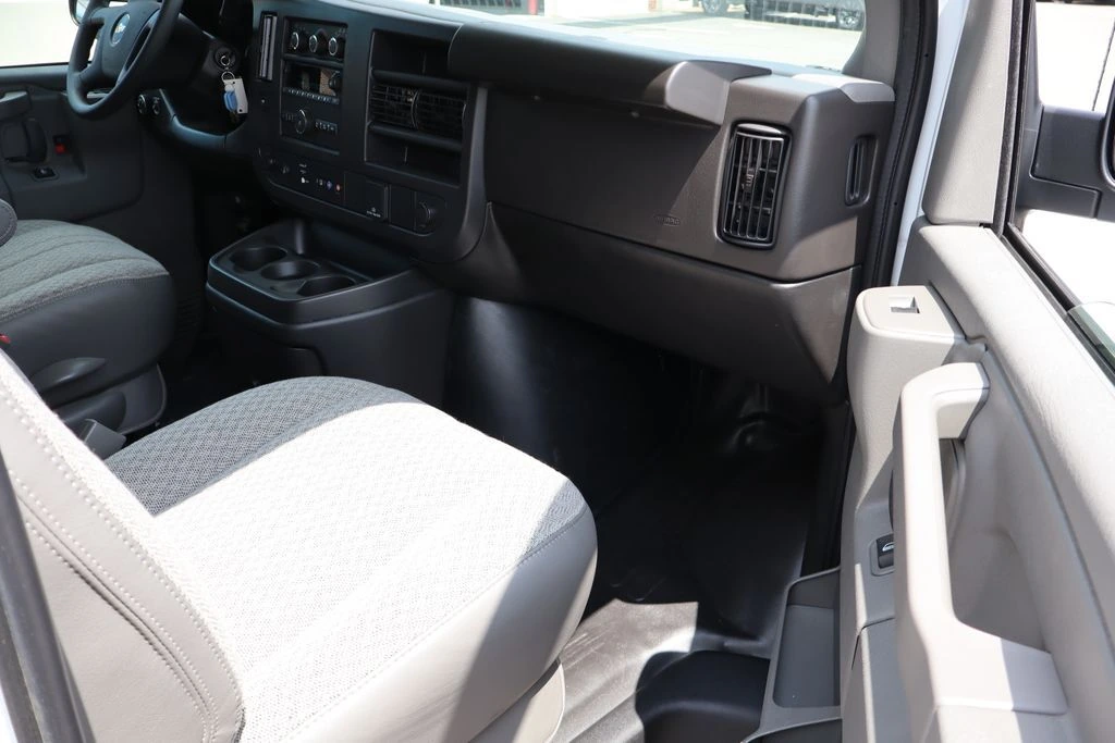 2025 Chevrolet Express Cargo Work Van - Photo 41