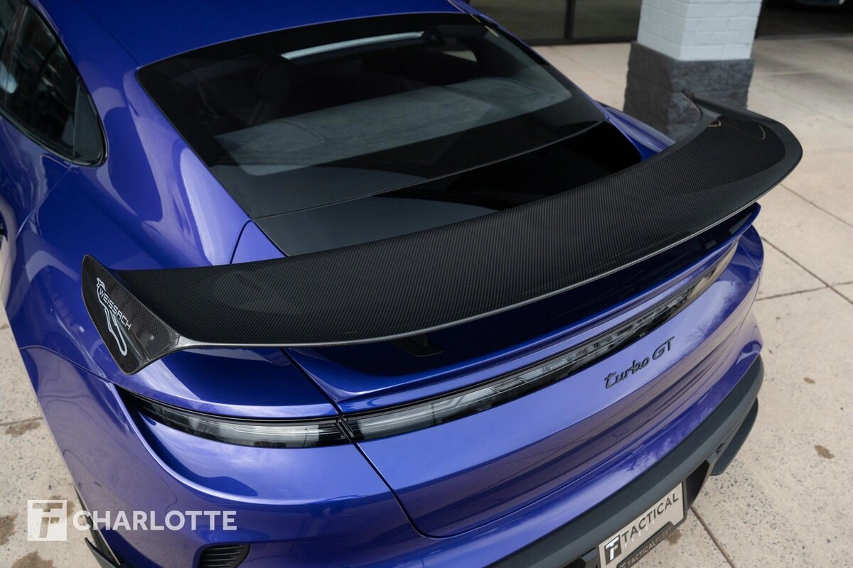 2025 Porsche Taycan Turbo GT with Weissach Package - Photo 19