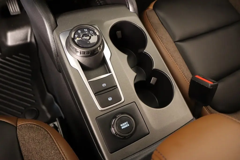 2025 Ford Bronco Sport Outer Banks photo 9