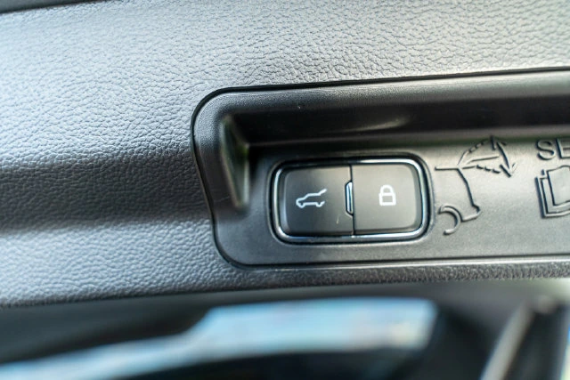 2023 Ford Explorer XLT - Photo 21