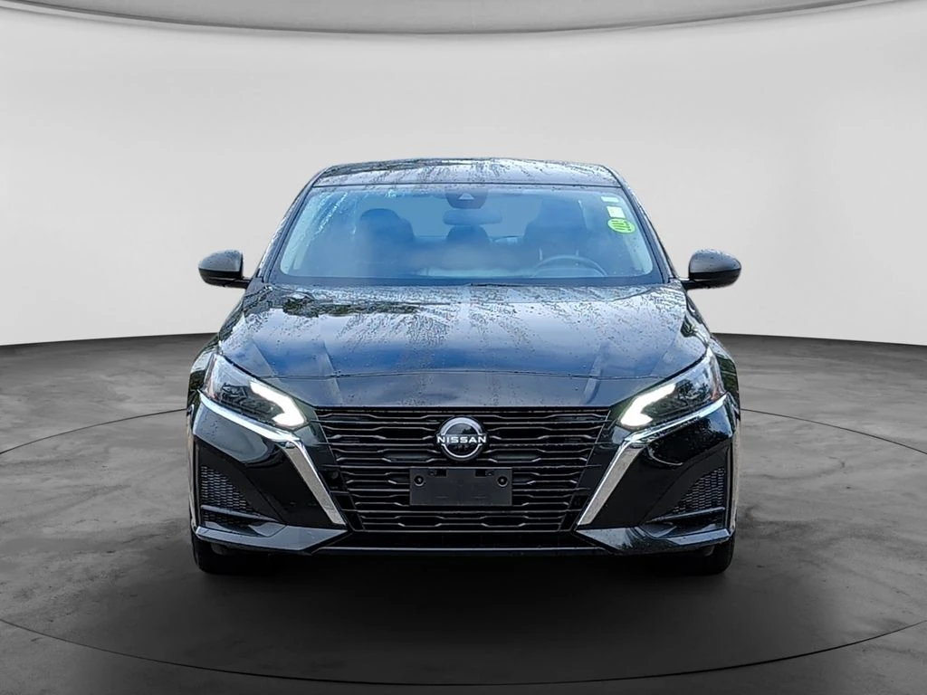 Used 2025 Nissan Altima SV with VIN 1N4BL4DV3SN300267 for sale in Apple Valley, Minnesota