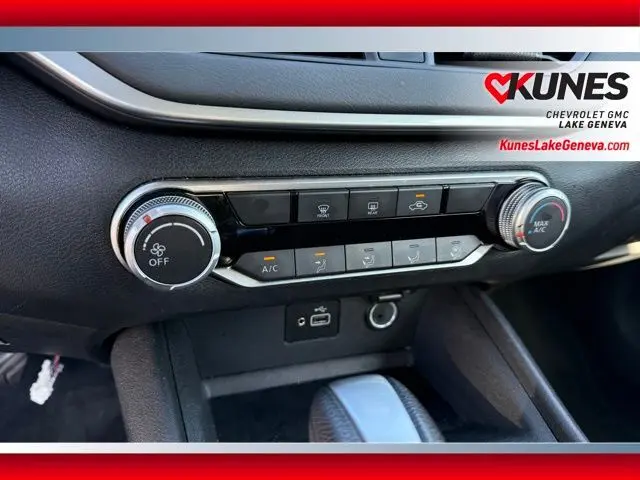 2023 Nissan Altima 2.5 S photo 17