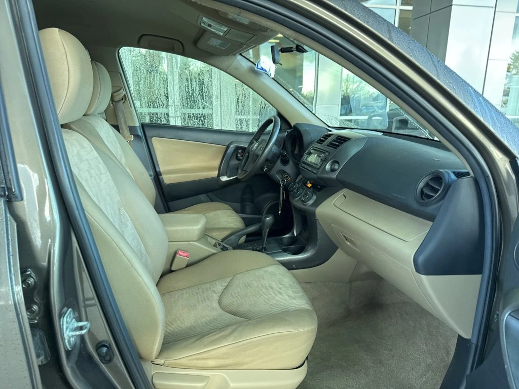 2012 Toyota RAV4 Base - Photo 18