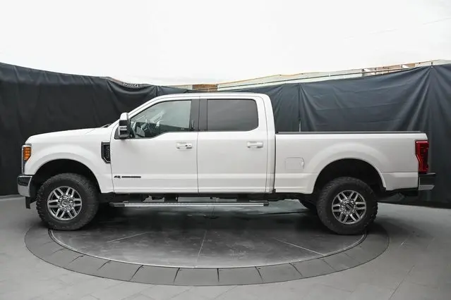2017 Ford F-250 photo 9