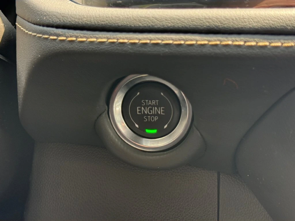 2025 Chevrolet Suburban Premier - Photo 29