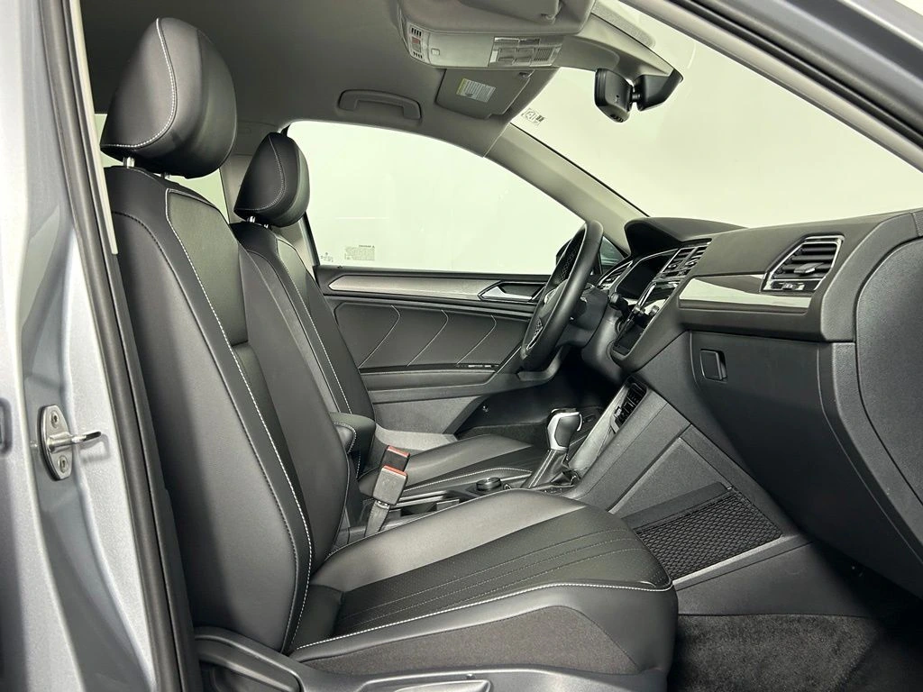 2024 Volkswagen Tiguan SE - Photo 10