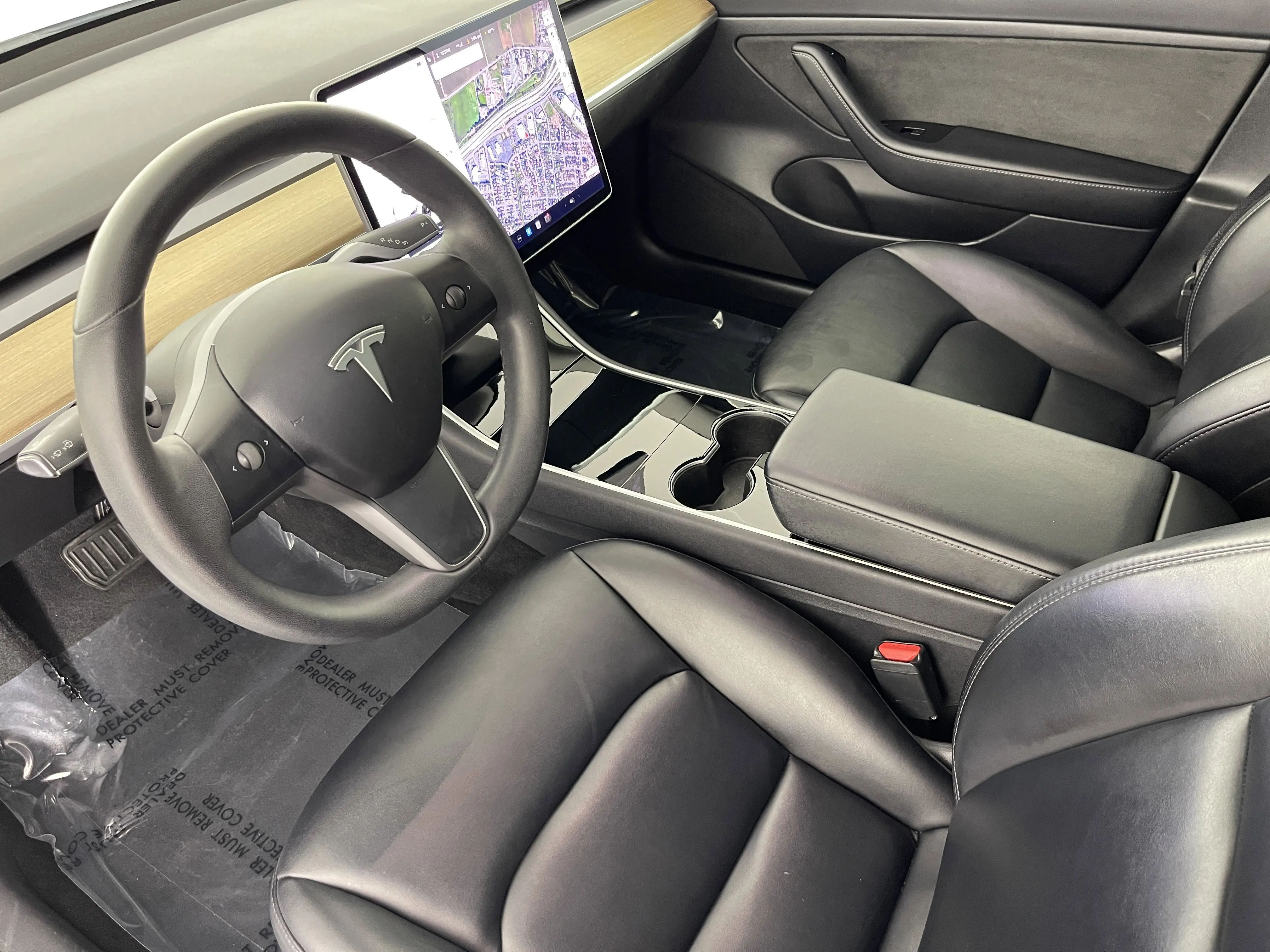 2020 Tesla Model 3 Standard Range photo 3
