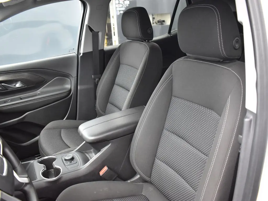 2024 Gmc Terrain SLE photo 17