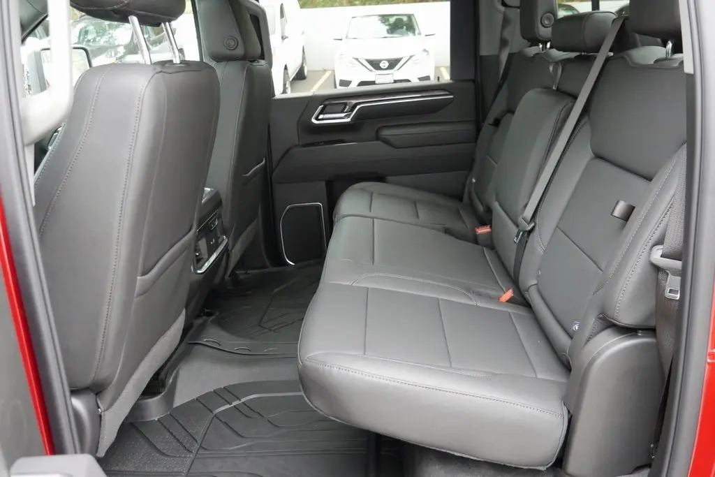 2026 Chevrolet Silverado LTZ photo 27