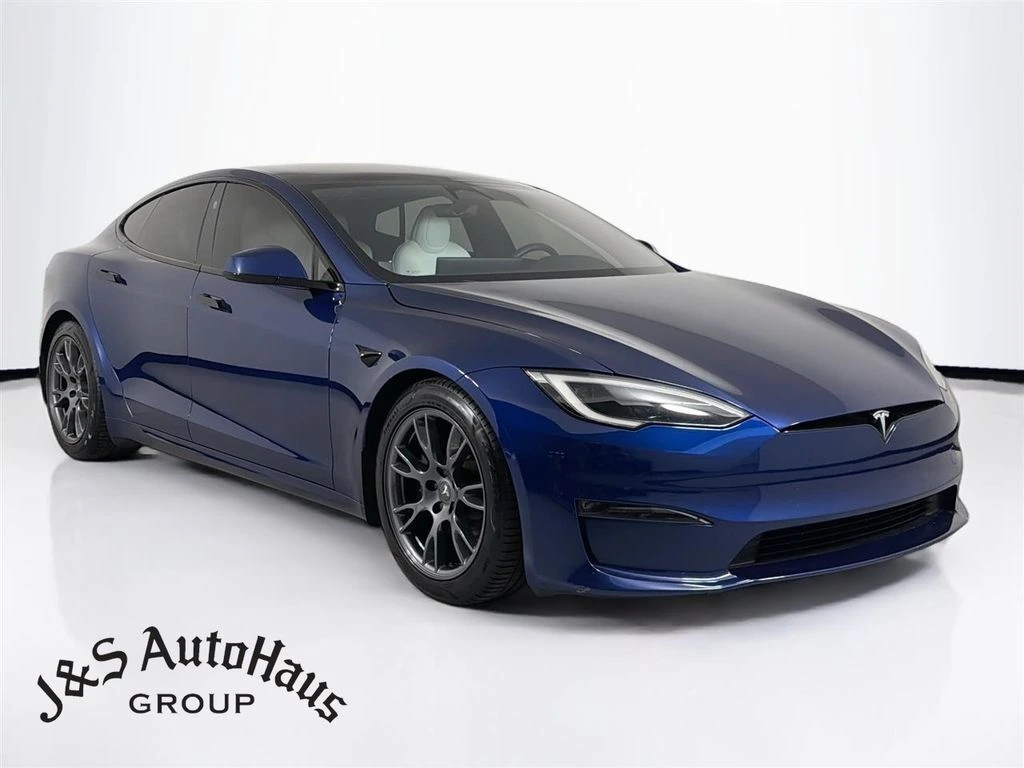 2022 Tesla Model S Plaid's photo