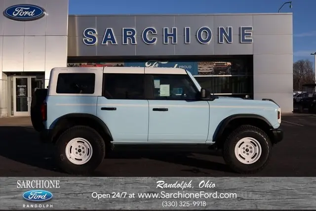 2025 Ford Bronco 4-Door Heritage Editon's photo