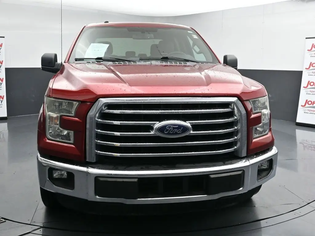 2015 Ford F-150 XLT photo 2