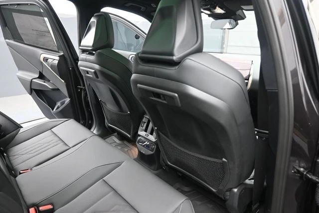 2025 BMW X3 30 - Photo 29