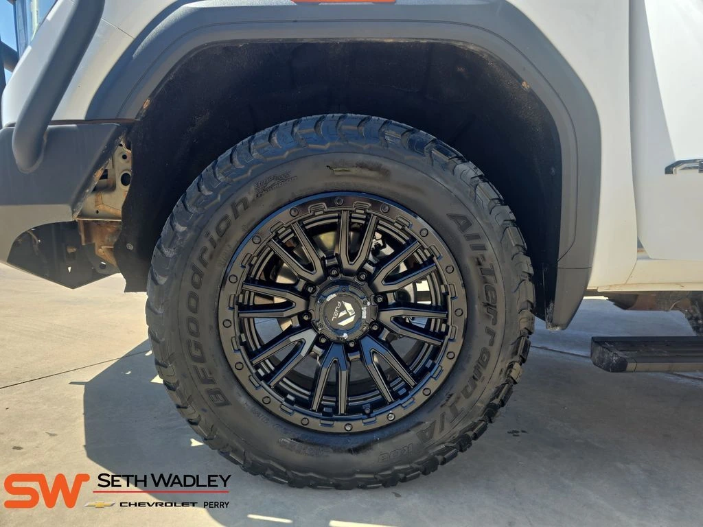 2022 GMC Sierra 2500HD AT4 - Photo 33