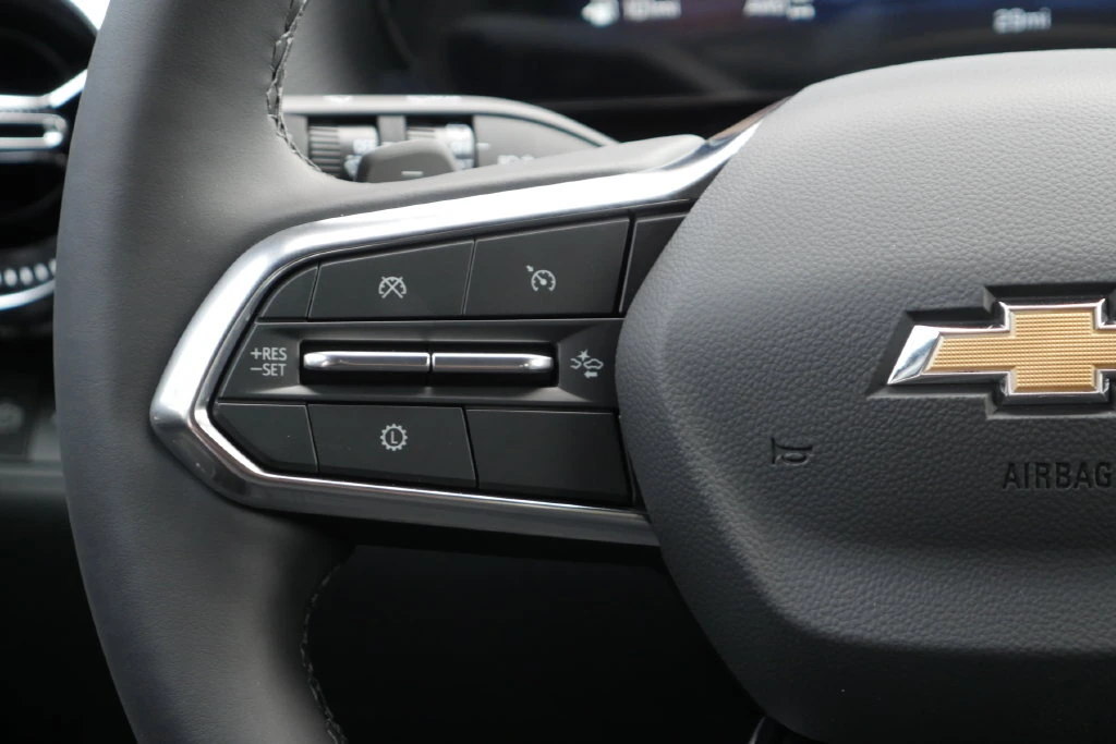 2027 Chevrolet Equinox LT - Photo 15