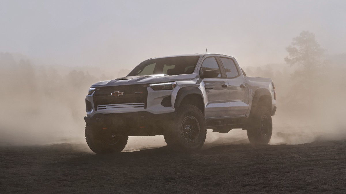 2024 Chevrolet Colorado ZR2 Bison Exterior Driver Side Front Profile