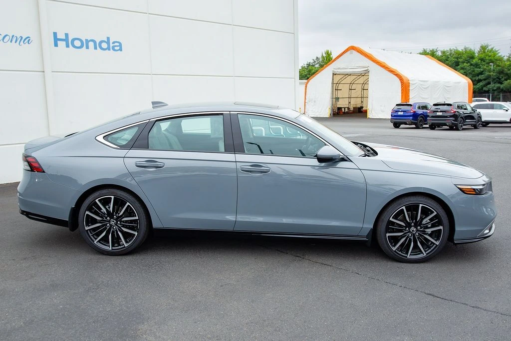 2026 Honda Accord Hybrid Touring - Photo 16