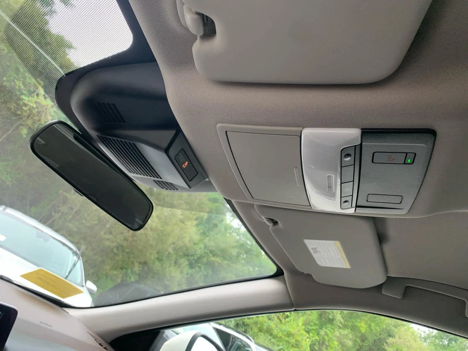 2021 Nissan Rogue SV photo 24