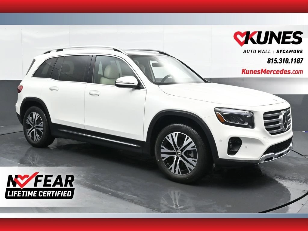 2024 Mercedes-Benz GLB Base's photo