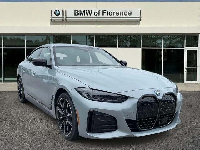 2023 BMW i4 eDrive40's photo
