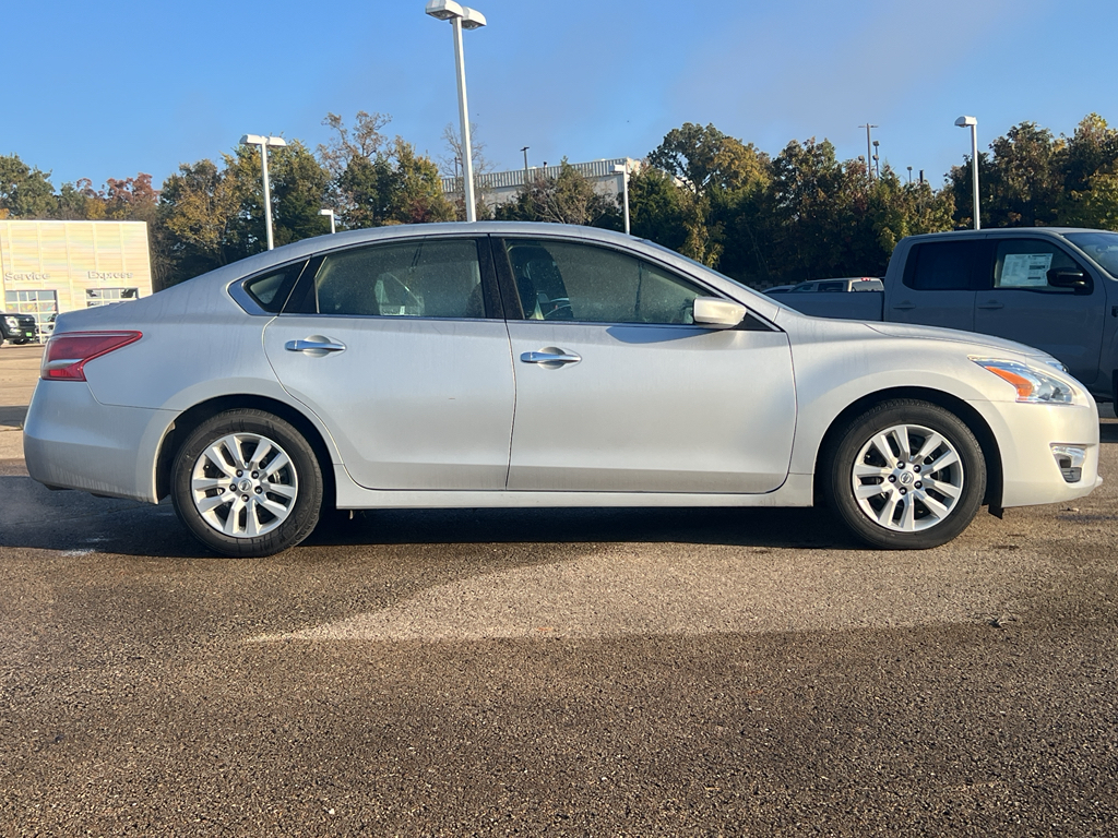 2013 Nissan Altima 2.5 S photo 4