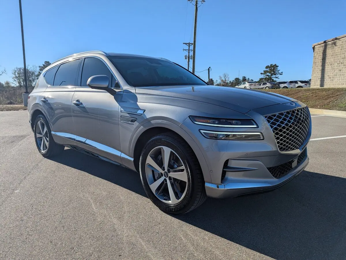 2024 GENESIS GV80's photo