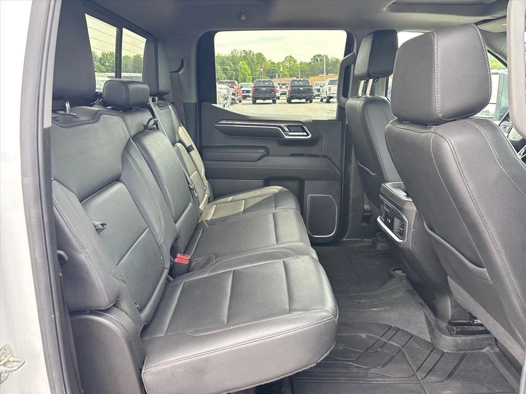 2024 Chevrolet Silverado 1500 LTZ - Photo 17